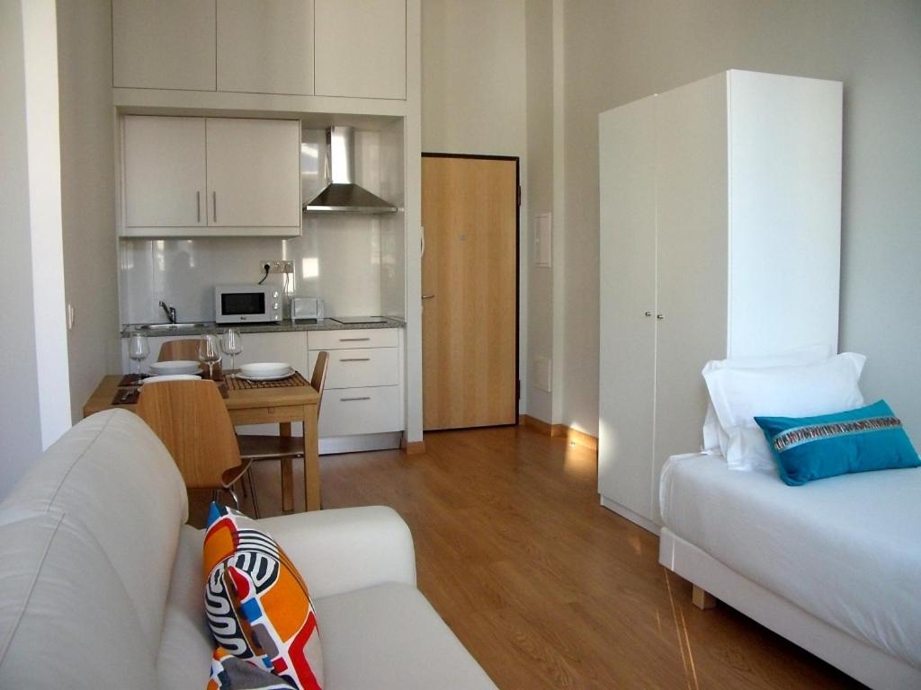 12 Short Term Apartment Porto Room photo